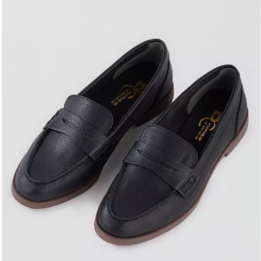 NWOB - BC Footwear Black Loafers - 8
